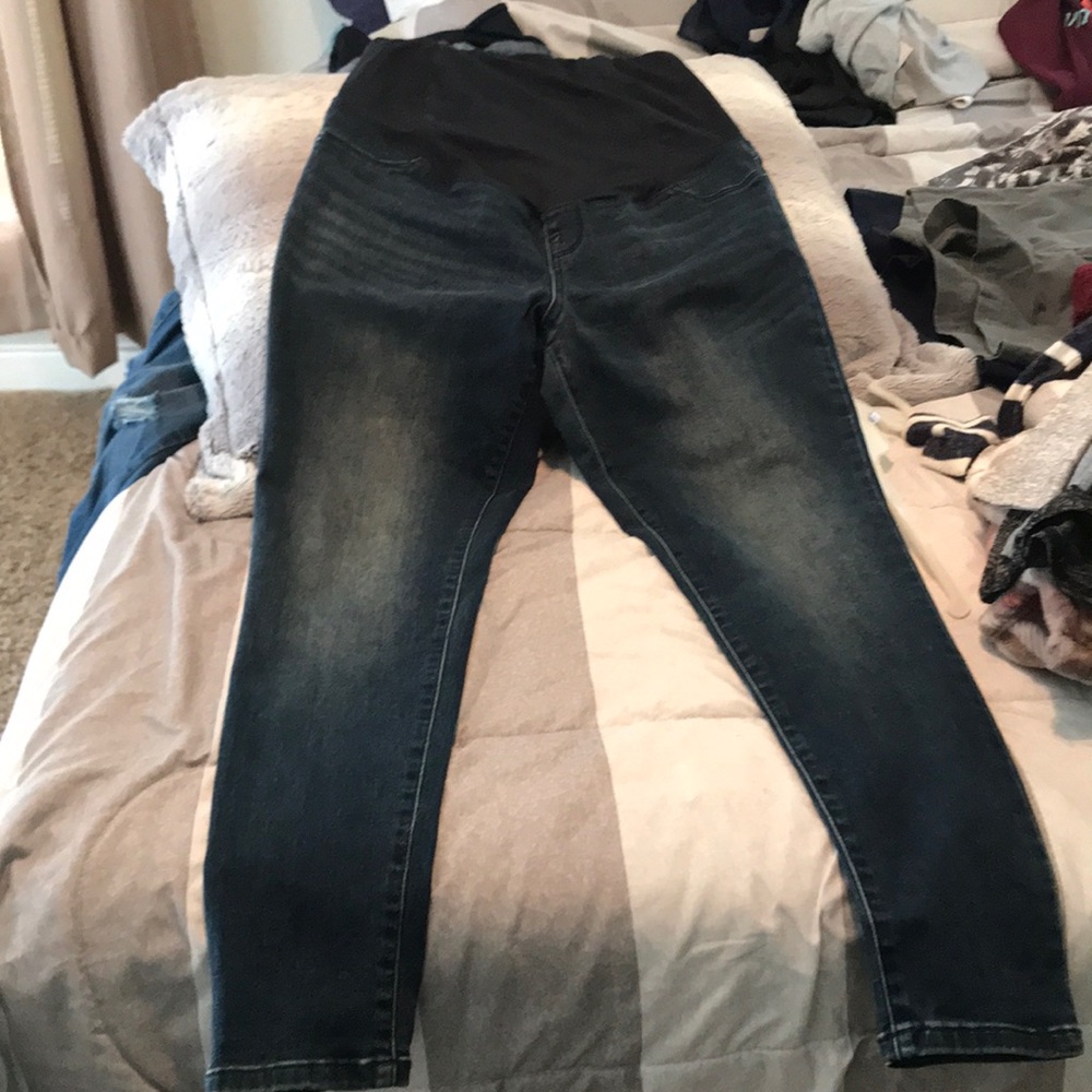 Maternity jeans
